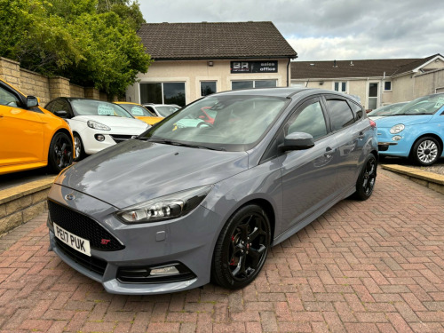 Ford Focus  2.0 TDCi ST-3 Euro 6 (s/s) 5dr