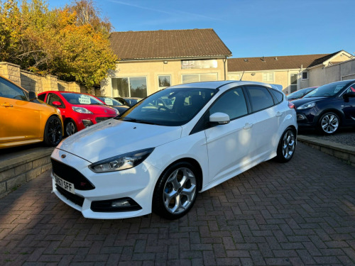 Ford Focus  2.0T EcoBoost ST-2 Euro 6 (s/s) 5dr