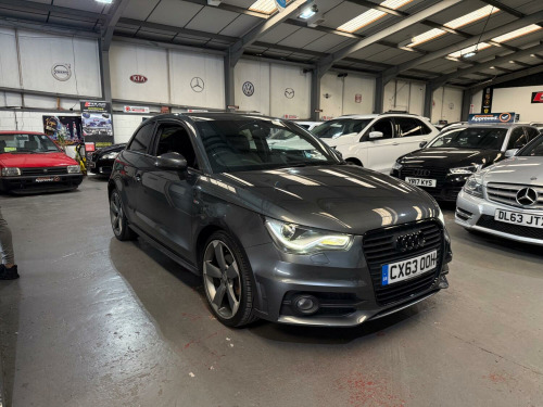 Audi A1  1.4 TFSI CoD Black Edition