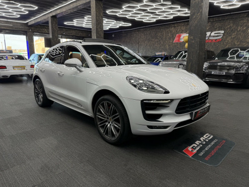 Porsche Macan  3.0 T V6 GTS 