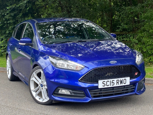 Ford Focus  2.0 T ST-2 ECOBOOST 250 BHP 6 SPEED