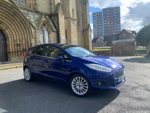 Ford Fiesta  1.0 T EcoBoost Titanium