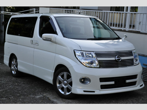 Nissan Elgrand  HWS 2.5i Auto