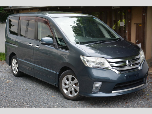 Nissan Serena  HWS 2.0i Auto Only 39,000 Miles