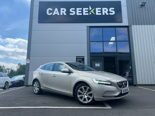 Volvo V40  2.0 T3 GPF Inscription Hatchback 5dr Petrol Manual