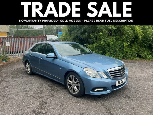 Mercedes-Benz E-Class E350 3.0 E350 CDI V6 BlueEfficiency Avantgarde Saloon 4