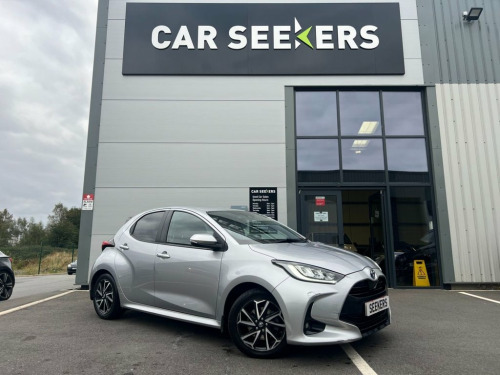 Toyota Yaris  1.5 VVT-h Design Hatchback 5dr Petrol Hybrid E-CVT