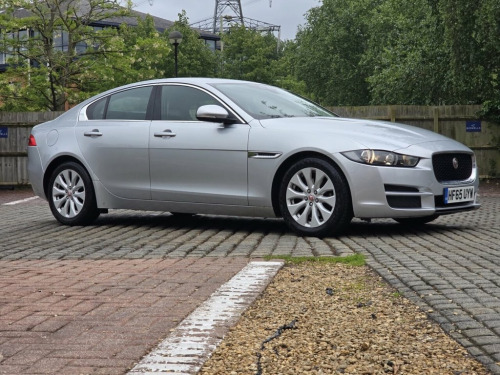 Jaguar XE  2.0d Prestige Saloon 4dr Diesel Manual Euro 6 (s/s