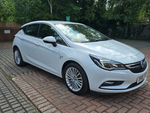 Vauxhall Astra  1.4i Turbo Elite Nav Hatchback 5dr Petrol Manual E