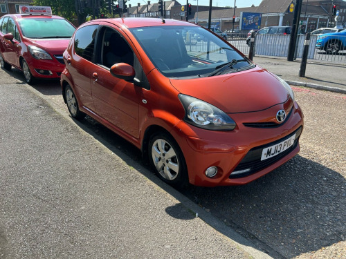Toyota AYGO  1.0 VVT-i Fire Euro 5 5dr