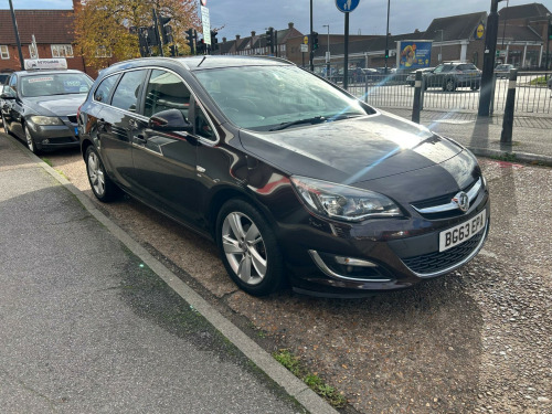 Vauxhall Astra  1.6 16V SRi Sports Tourer Auto Euro 5 5dr