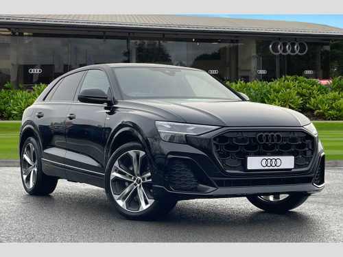 Audi Q8  