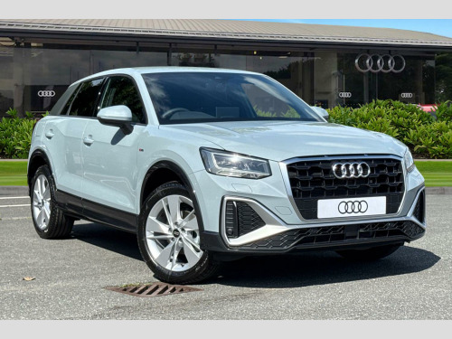 Audi Q2  