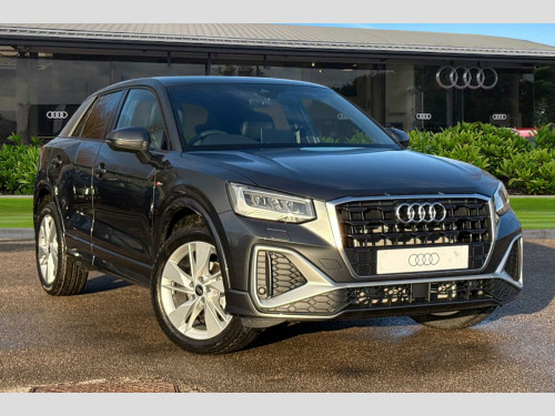 Audi Q2   