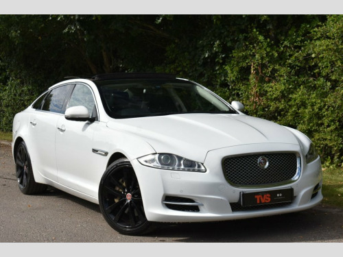 Jaguar XJ  3.0d V6 Premium Luxury Saloon 4dr Diesel Auto Euro