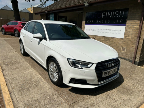 Audi A3  1.6 TDI SE Technik Sportback 5dr Diesel S Tronic E