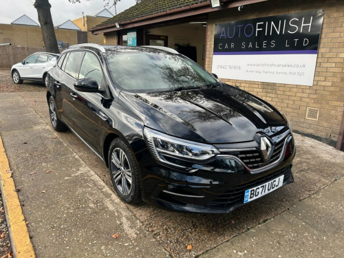 Renault Megane  1.5 Blue dCi Iconic Sport Tourer 5dr Diesel Manual