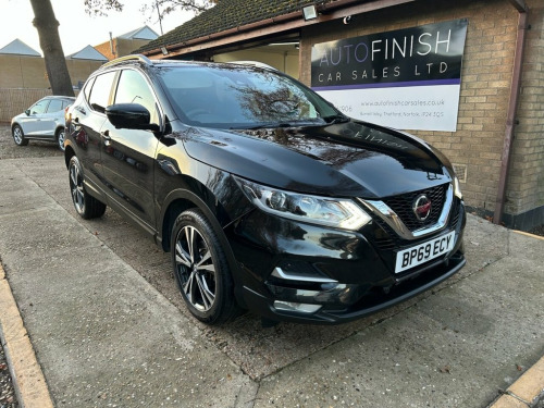Nissan Qashqai  1.3 DIG-T N-Connecta SUV 5dr Petrol Manual Euro 6 