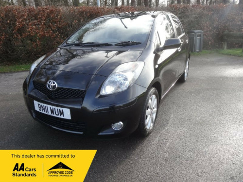 Toyota Yaris  1.33 VVT-i T Spirit Nav 5dr +LOW MILEAGE,FULL SERVIC HISTORY+