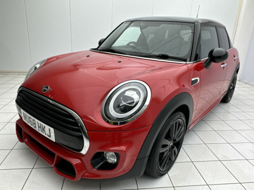 MINI Hatchback  1.5 5dr Cooper