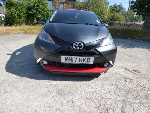 Toyota AYGO  1.0 VVT-i X-Press 5dr x-shift