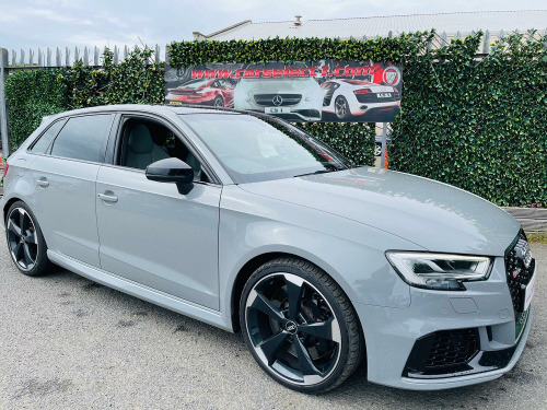 Audi RS3  2.5 TFSI