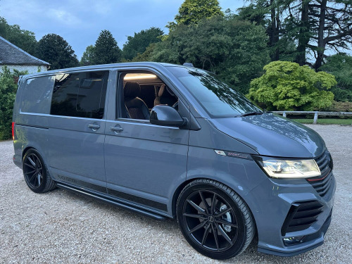 Volkswagen Transporter  2.0 BiTDI T6.1 Sportline Black Edition Kombi (204)