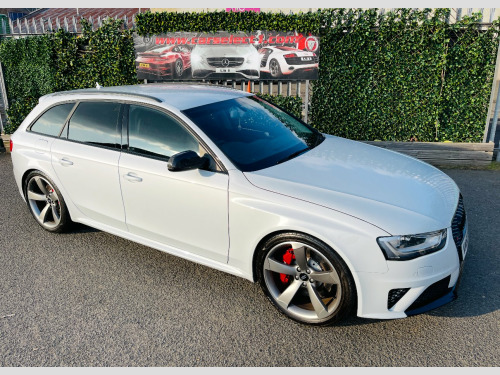 Audi RS4 Saloon  4.2 FSI V8