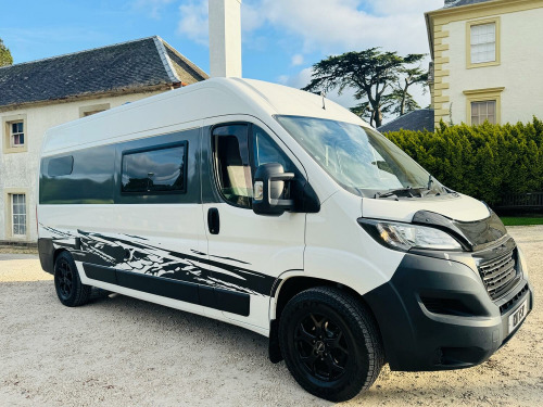 Peugeot Boxer  2.2 BlueHDi 335 Professional