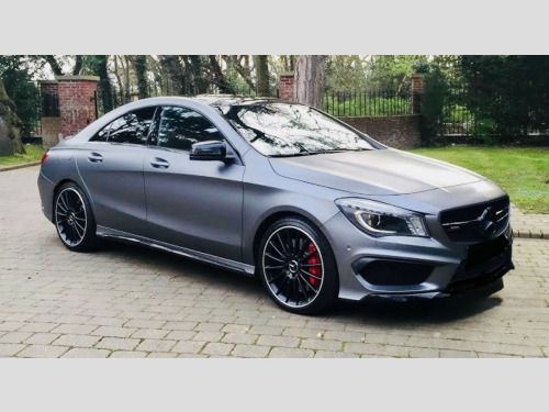 Mercedes-Benz CLA  2.0 CLA45 AMG 