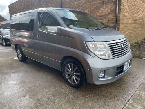 Nissan Elgrand  Xl