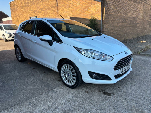 Ford Fiesta  1.0 T EcoBoost Titanium