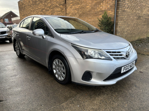 Toyota Avensis  2.0 D-4D T2 