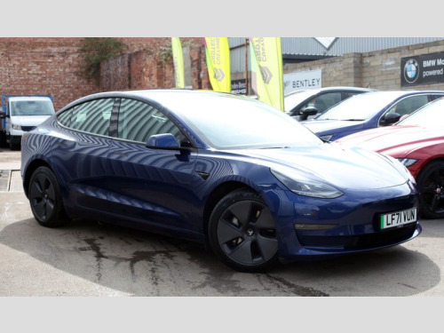 Tesla Model 3 LONG RANGE AWD