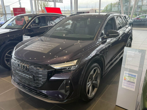 Audi E-Tron   