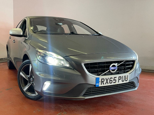 Volvo V40  2.0 R-Design Pro D4