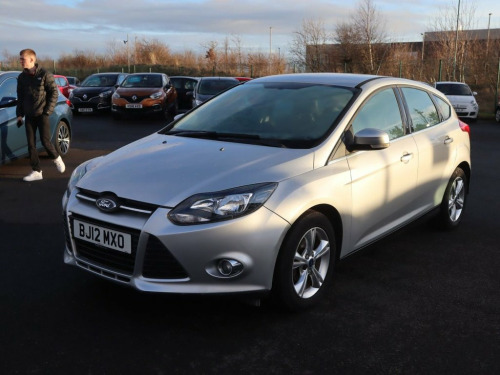 Ford Focus  1.6 Zetec Hatchback 5dr Petrol Manual Euro 5 (105 