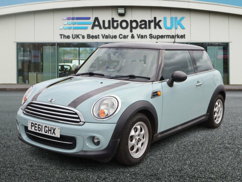 MINI Hatch  1.6 Cooper Hatchback 3dr Petrol Steptronic Euro 5 