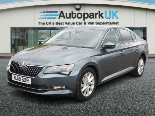 Skoda Superb  2.0 TDI SE Technology Hatchback 5dr Diesel DSG Eur