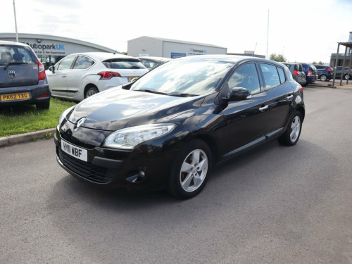 Renault Megane  1.6 16V Dynamique TomTom Hatchback 5dr Petrol Manu