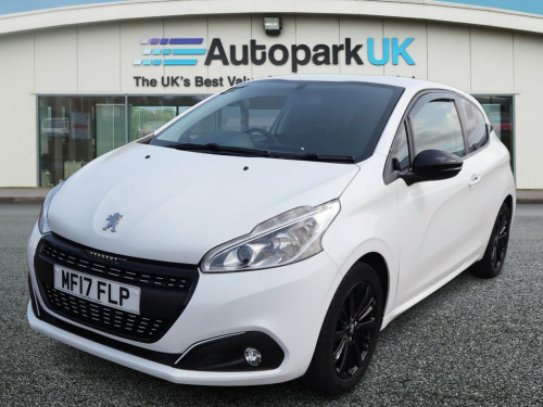 Peugeot 208  1.2 PureTech Black Edition Hatchback 3dr Petrol Ma