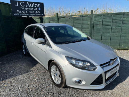 Ford Focus  1.6 TDCi Titanium Navigator Euro 5 (s/s) 5dr
