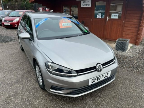 Volkswagen Golf  1.6 S TDI 5d 114 BHP Call us now for more details