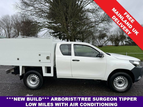 Toyota Hi-Lux  2.4 Active 4WD Extra Cab 148Bhp Arborist Tree Surg