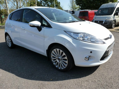 Ford Fiesta  1.4 TITANIUM 5d 96 BHP