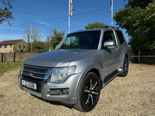 Mitsubishi Shogun  3.2 DI-DC Barbarian SUV 3dr Diesel Auto 4WD Euro 6