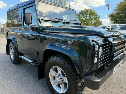 Land Rover Defender  2.2 TDCi XS Hard Top SUV 3dr Diesel Manual 4WD SWB