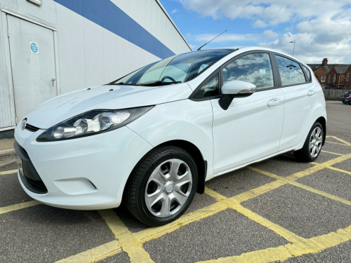 Ford Fiesta  1.4 Style + 5dr