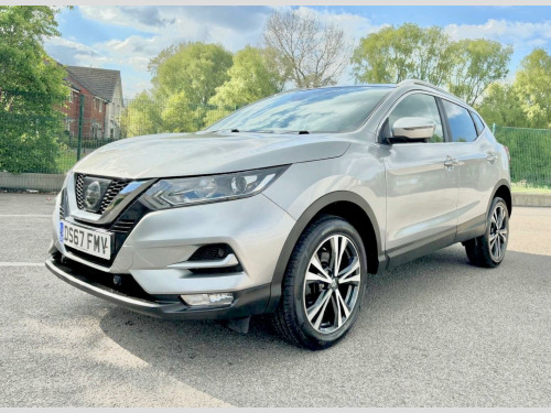 Nissan Qashqai  1.5 dCi N-Connecta Euro 6 (s/s) 5dr