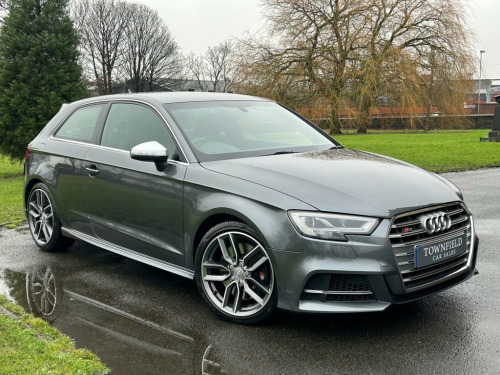 Audi S3  2.0 TFSI Hatchback 3dr Petrol S Tronic quattro Eur 